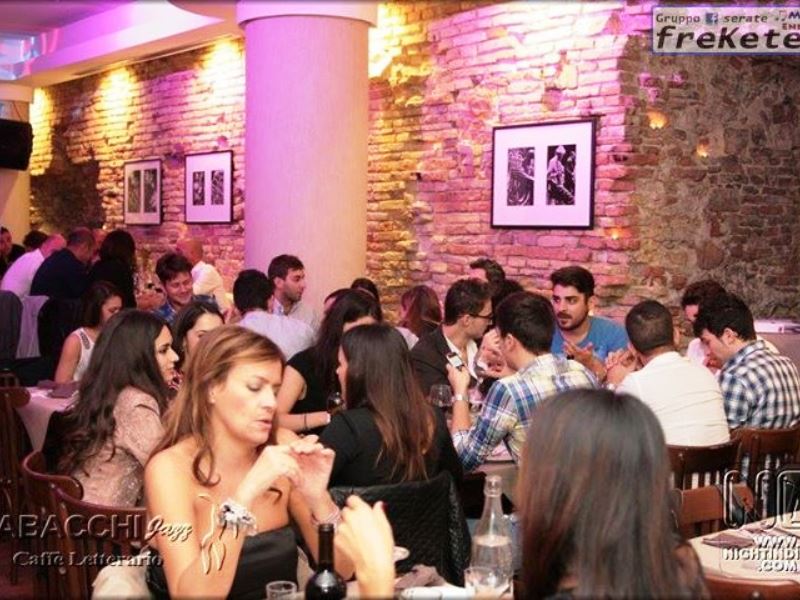 locali storici di pescara vecchia con cena ristorante