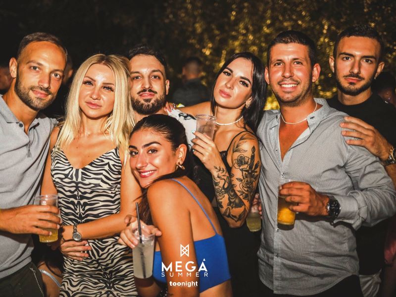 uscite in comitiva a pescara locali con cena e ballo