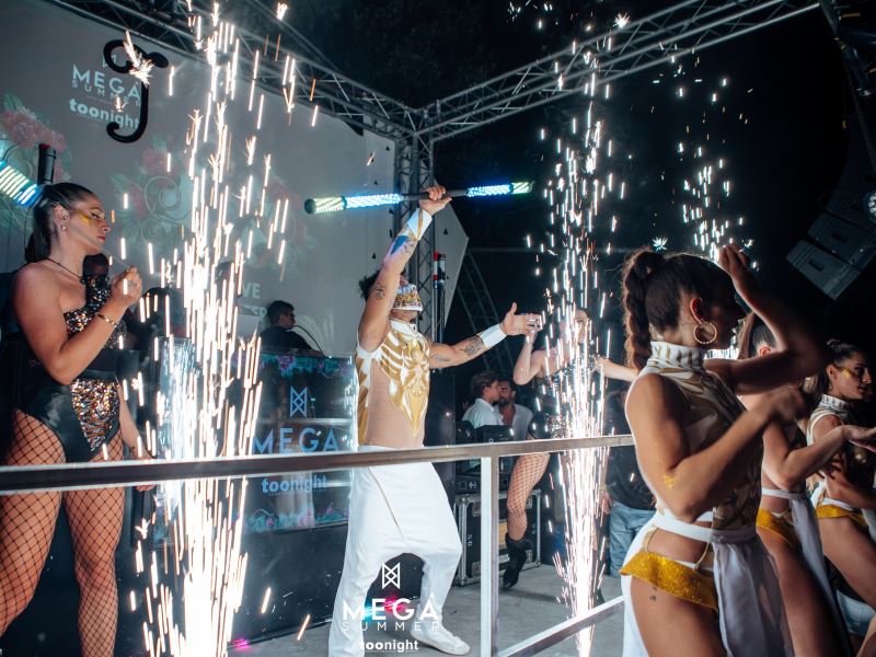 evolution art spettacoli in discoteche pescara abruzzo