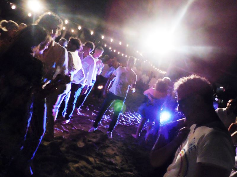 nettuno beach club pescara estate serate danzanti in spiaggia